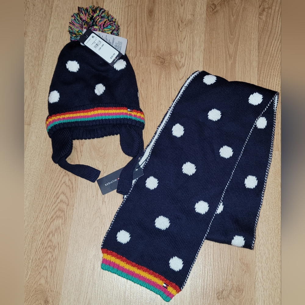 Tommy Hilfiger Baby hat and scarf set